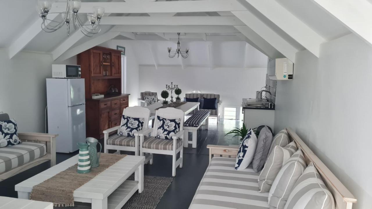 Be Our Guest Self Catering Apartment Mbombela Ruang foto